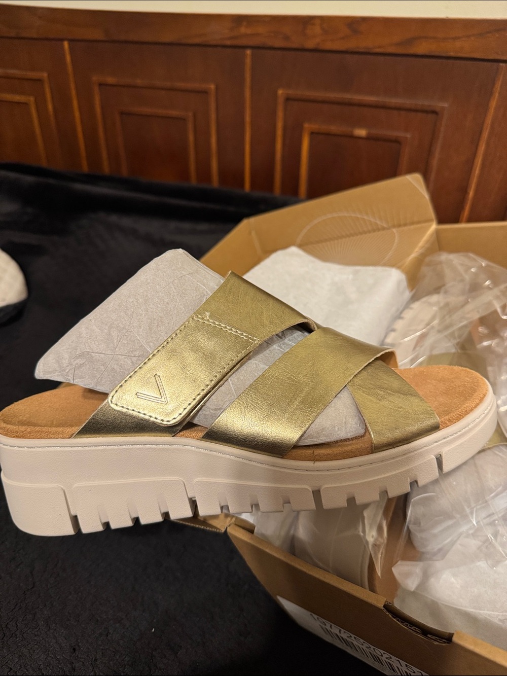 **NEW** Vionic Uptown Sunset Wedge Slide Sandal - Gold